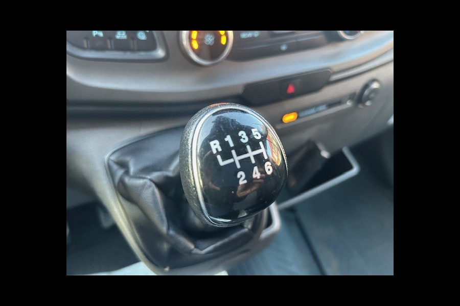 Ford Transit 350 2.0 TDCI L3H2 Trend RWD AIRCO I IMPERIAAL I MULTIMEDIA I TREKHAAK 2800 KG I Ie EIGENAAR I COMPLETE ONDERHOUDSHISTORIE LEKT ERGENS KOELVLOEISTOF I RIJDT EN LOOPT GOED
