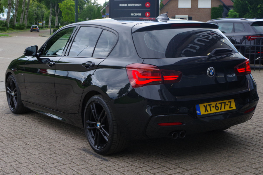 BMW 1-serie 120i Automaat M-Sport Executive 184 PK, Lederen Sportstoelen, Cruise Control