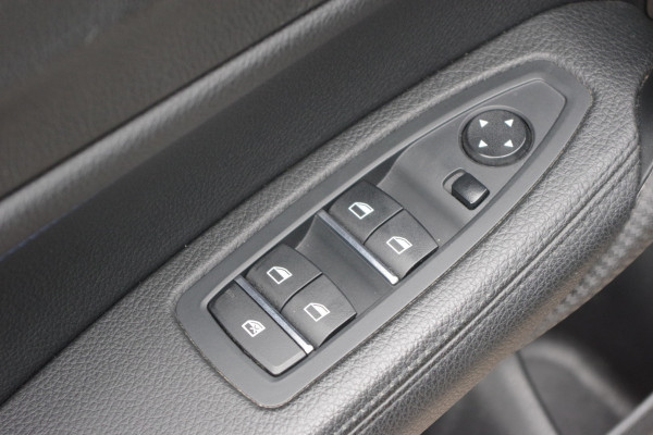 BMW 1-serie 120i Automaat M-Sport Executive 184 PK, Lederen Sportstoelen, Cruise Control