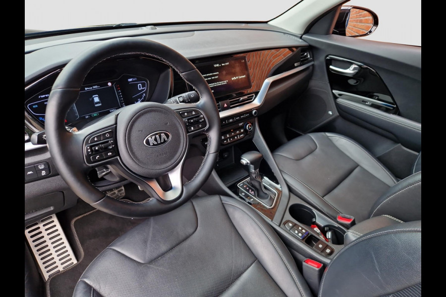 Kia Niro 1.6 GDi Hybrid ExecutiveLine | Stoelventilatie | JBL | Open Dak | LED | Dodehoek |