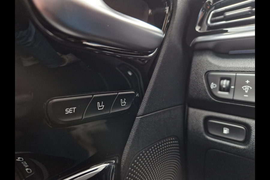 Kia Niro 1.6 GDi Hybrid ExecutiveLine | Stoelventilatie | JBL | Open Dak | LED | Dodehoek |