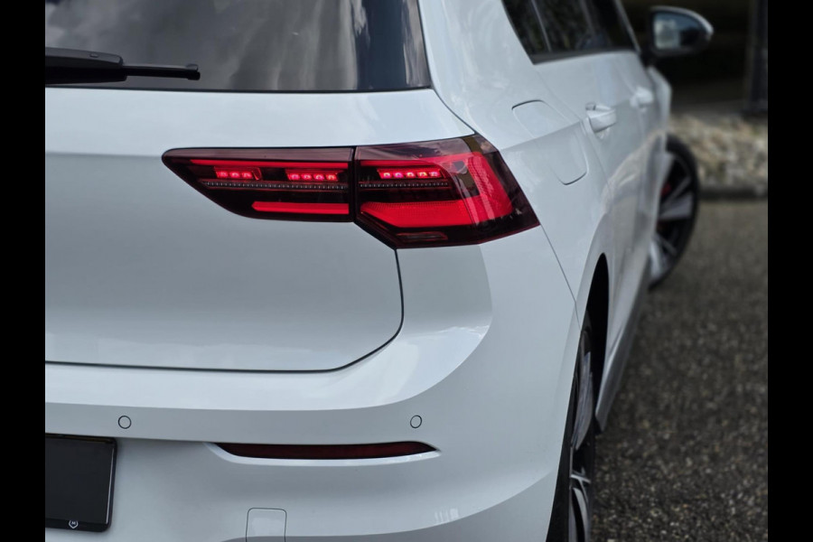 Volkswagen Golf 1.4 eHybrid GTE|PANO|ACC|SFEERVERL.