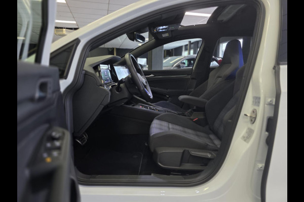 Volkswagen Golf 1.4 eHybrid GTE|PANO|ACC|SFEERVERL.