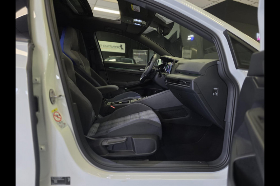 Volkswagen Golf 1.4 eHybrid GTE|PANO|ACC|SFEERVERL.