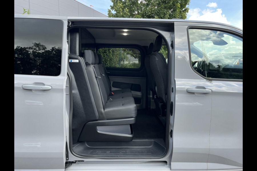 Ford Transit Custom 320 2.0 TDCI L2H1 Limited SCI | 136pk Automaat | DC | Adaptieve Cruise | Stoelverwarming | Achteruitrijcamera | Trekhaak | Dubbele Cabine