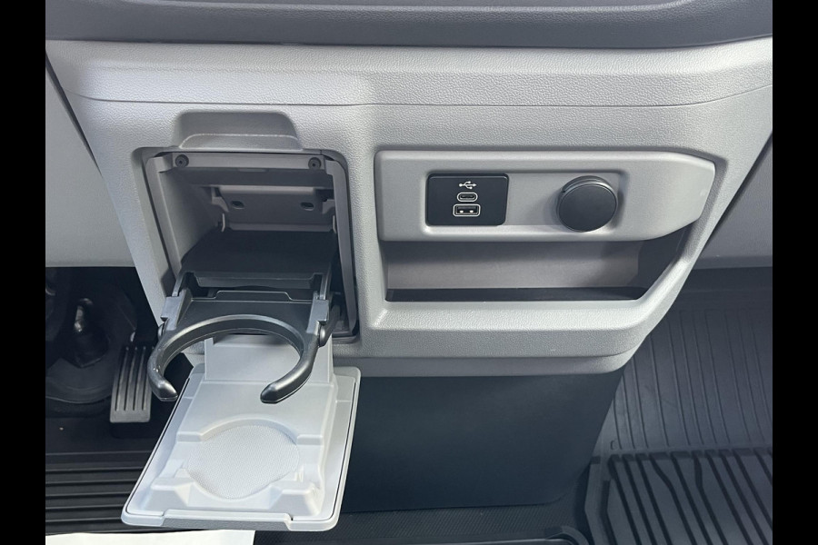 Ford Transit Custom 320 2.0 TDCI L2H1 Limited SCI | 136pk Automaat | DC | Adaptieve Cruise | Stoelverwarming | Achteruitrijcamera | Trekhaak | Dubbele Cabine