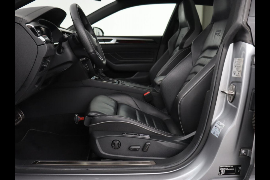 Volkswagen Arteon Shooting Brake 2.0 TSI R-Line Business+ | Panoramadak | Head-Up | Leder | Harman/Kardon | Massage | Matrix LED | Stoelverwarming | Trekhaak | Adaptive cruise