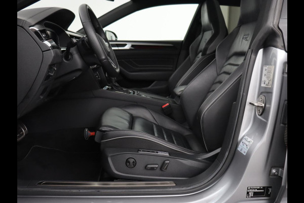 Volkswagen Arteon Shooting Brake 2.0 TSI R-Line Business+ | Panoramadak | Head-Up | Leder | Harman/Kardon | Massage | Matrix LED | Stoelverwarming | Trekhaak | Adaptive cruise