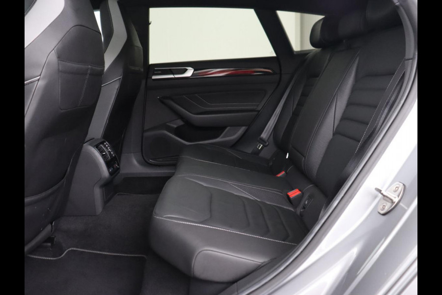 Volkswagen Arteon Shooting Brake 2.0 TSI R-Line Business+ | Panoramadak | Head-Up | Leder | Harman/Kardon | Massage | Matrix LED | Stoelverwarming | Trekhaak | Adaptive cruise