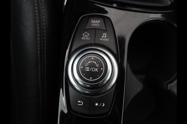 Infiniti Q30 1.6t Business Executive | Panoramadak | Leder | Stoelverwarming | Trekhaak | Navigatie | Climate control | Cruise control