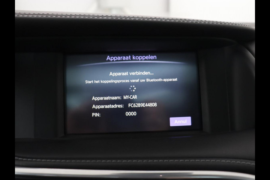 Infiniti Q30 1.6t Business Executive | Panoramadak | Leder | Stoelverwarming | Trekhaak | Navigatie | Climate control | Cruise control