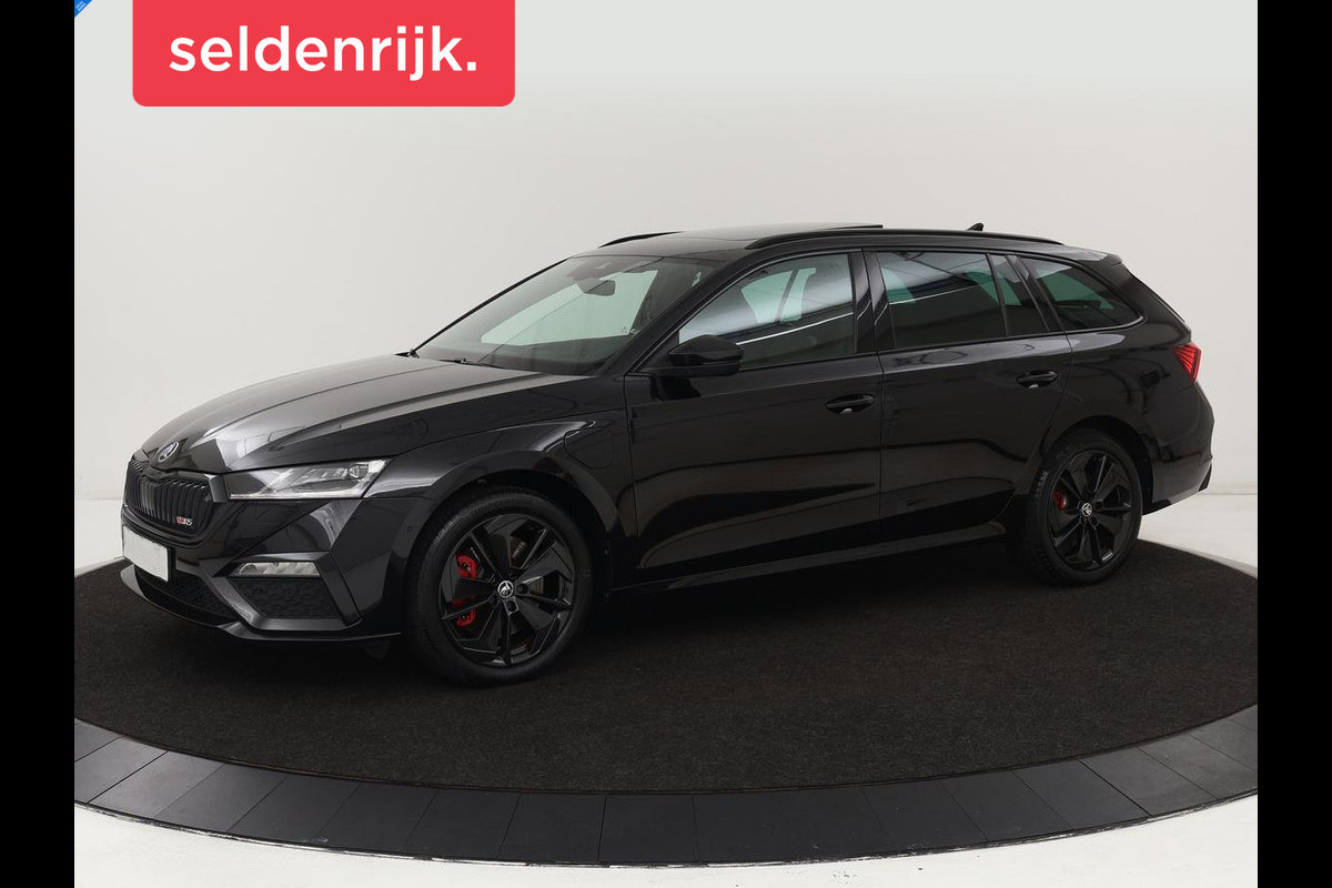 Škoda Octavia Skoda Octavia 1.4 TSI RS iV PHEV | Panoramadak | Head-Up | Stoel & stuurverwarming | Adaptive cruise | Standkachel | Matrix LED | Camera | Memory | Virtual Cockpit | Side Assist | Achterbankverwarming Škoda Octavia Skoda Octavia 1.4 TSI RS iV PHEV | Panoramadak | Head-Up | Stoel & stuurverwarming | Adaptive cruise | Standkachel | Matrix LED | Camera | Memory | Virtual Cockpit | Side Assist | Achterbankverwarming