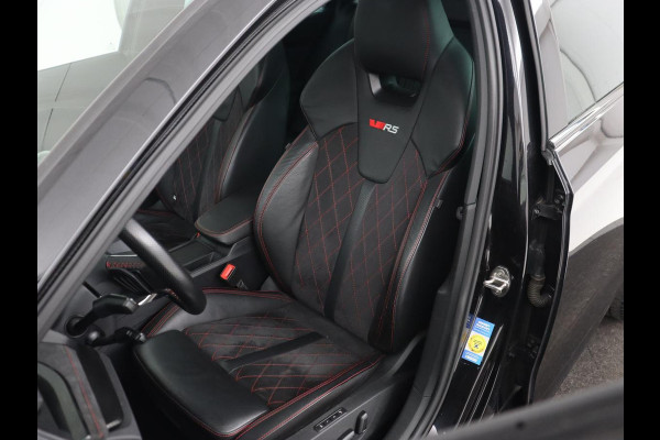 Škoda Octavia Skoda Octavia 1.4 TSI RS iV PHEV | Panoramadak | Head-Up | Stoel & stuurverwarming | Adaptive cruise | Standkachel | Matrix LED  | Camera | Memory | Virtual Cockpit | Side Assist | Achterbankverwarming