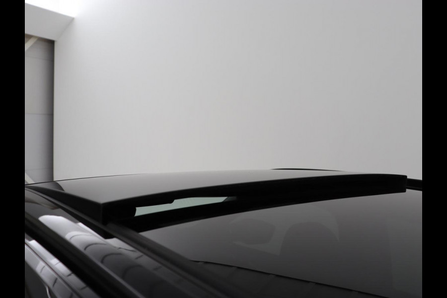 Škoda Octavia Skoda Octavia 1.4 TSI RS iV PHEV | Panoramadak | Head-Up | Stoel & stuurverwarming | Adaptive cruise | Standkachel | Matrix LED  | Camera | Memory | Virtual Cockpit | Side Assist | Achterbankverwarming