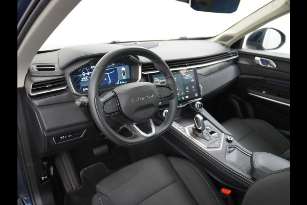 Lynk & Co 01 1.5 PHEV AUT-7 261pk Pano-Schuif-K-dak 20" 360°Camera Apple Carplay Android Auto Adaptive-Cruise Navi Pdc Ecc Keyless Led Plug-I Elek.Memory.Stoel File assistent Dodehoek detector Elektrisch bedienbare achterklep Rijstrooksensor Wifi Verkeersbord detectie 425Nm koppel 3,7kw laadvermogen A-label Euro 6 Hybride Benzine/Elektrisch rijden tot ca.69km 1.800kg trekvermogen