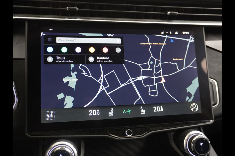 Lynk & Co 01 1.5 PHEV AUT-7 261pk Pano-Schuif-K-dak 20" 360°Camera Apple Carplay Android Auto Adaptive-Cruise Navi Pdc Ecc Keyless Led Plug-I Elek.Memory.Stoel File assistent Dodehoek detector Elektrisch bedienbare achterklep Rijstrooksensor Wifi Verkeersbord detectie 425Nm koppel 3,7kw laadvermogen A-label Euro 6 Hybride Benzine/Elektrisch rijden tot ca.69km 1.800kg trekvermogen