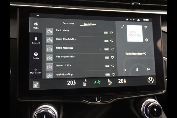 Lynk & Co 01 1.5 PHEV AUT-7 261pk Pano-Schuif-K-dak 20" 360°Camera Apple Carplay Android Auto Adaptive-Cruise Navi Pdc Ecc Keyless Led Plug-I Elek.Memory.Stoel File assistent Dodehoek detector Elektrisch bedienbare achterklep Rijstrooksensor Wifi Verkeersbord detectie 425Nm koppel 3,7kw laadvermogen A-label Euro 6 Hybride Benzine/Elektrisch rijden tot ca.69km 1.800kg trekvermogen
