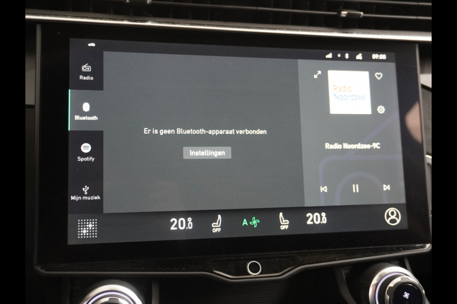 Lynk & Co 01 1.5 PHEV AUT-7 261pk Pano-Schuif-K-dak 20" 360°Camera Apple Carplay Android Auto Adaptive-Cruise Navi Pdc Ecc Keyless Led Plug-I Elek.Memory.Stoel File assistent Dodehoek detector Elektrisch bedienbare achterklep Rijstrooksensor Wifi Verkeersbord detectie 425Nm koppel 3,7kw laadvermogen A-label Euro 6 Hybride Benzine/Elektrisch rijden tot ca.69km 1.800kg trekvermogen