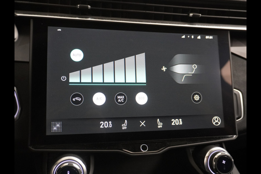 Lynk & Co 01 1.5 PHEV AUT-7 261pk Pano-Schuif-K-dak 20" 360°Camera Apple Carplay Android Auto Adaptive-Cruise Navi Pdc Ecc Keyless Led Plug-I Elek.Memory.Stoel File assistent Dodehoek detector Elektrisch bedienbare achterklep Rijstrooksensor Wifi Verkeersbord detectie 425Nm koppel 3,7kw laadvermogen A-label Euro 6 Hybride Benzine/Elektrisch rijden tot ca.69km 1.800kg trekvermogen