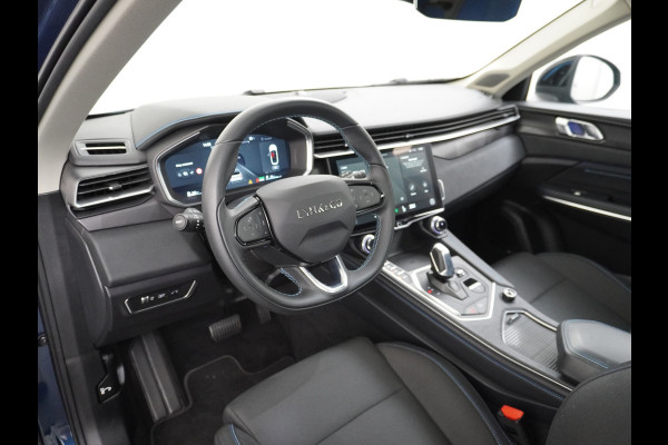 Lynk & Co 01 1.5 PHEV AUT-7 261pk Pano-Schuif-K-dak 20" 360°Camera Apple Carplay Android Auto Adaptive-Cruise Navi Pdc Ecc Keyless Led Plug-I Elek.Memory.Stoel File assistent Dodehoek detector Elektrisch bedienbare achterklep Rijstrooksensor Wifi Verkeersbord detectie 425Nm koppel 3,7kw laadvermogen A-label Euro 6 Hybride Benzine/Elektrisch rijden tot ca.69km 1.800kg trekvermogen