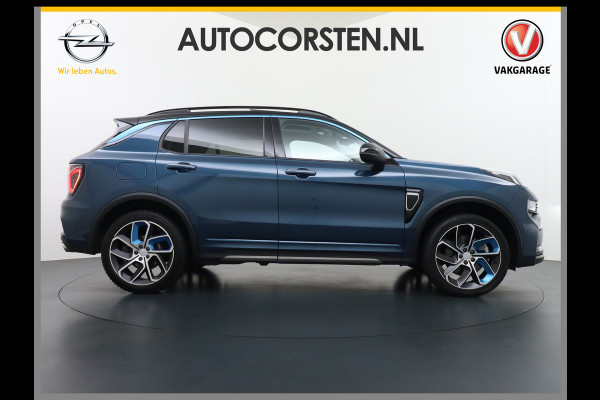 Lynk & Co 01 1.5 PHEV AUT-7 261pk Pano-Schuif-K-dak 20" 360°Camera Apple Carplay Android Auto Adaptive-Cruise Navi Pdc Ecc Keyless Led Plug-I Elek.Memory.Stoel File assistent Dodehoek detector Elektrisch bedienbare achterklep Rijstrooksensor Wifi Verkeersbord detectie 425Nm koppel 3,7kw laadvermogen A-label Euro 6 Hybride Benzine/Elektrisch rijden tot ca.69km 1.800kg trekvermogen