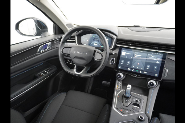 Lynk & Co 01 1.5 PHEV AUT-7 261pk Pano-Schuif-K-dak 20" 360°Camera Apple Carplay Android Auto Adaptive-Cruise Navi Pdc Ecc Keyless Led Plug-I Elek.Memory.Stoel File assistent Dodehoek detector Elektrisch bedienbare achterklep Rijstrooksensor Wifi Verkeersbord detectie 425Nm koppel 3,7kw laadvermogen A-label Euro 6 Hybride Benzine/Elektrisch rijden tot ca.69km 1.800kg trekvermogen