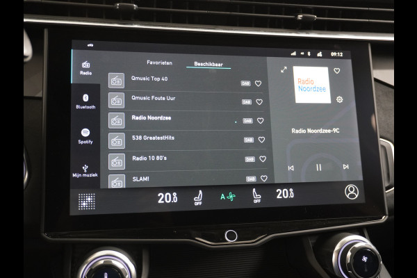 Lynk & Co 01 1.5 PHEV AUT-7 261pk Pano-Schuif-K-dak 20" 360°Camera Apple Carplay Android Auto Adaptive-Cruise Navi Pdc Ecc Keyless Led Plug-I Elek.Memory.Stoel File assistent Dodehoek detector Elektrisch bedienbare achterklep Rijstrooksensor Wifi Verkeersbord detectie 425Nm koppel 3,7kw laadvermogen A-label Euro 6 Hybride Benzine/Elektrisch rijden tot ca.69km 1.800kg trekvermogen