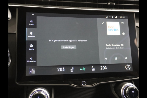 Lynk & Co 01 1.5 PHEV AUT-7 261pk Pano-Schuif-K-dak 20" 360°Camera Apple Carplay Android Auto Adaptive-Cruise Navi Pdc Ecc Keyless Led Plug-I Elek.Memory.Stoel File assistent Dodehoek detector Elektrisch bedienbare achterklep Rijstrooksensor Wifi Verkeersbord detectie 425Nm koppel 3,7kw laadvermogen A-label Euro 6 Hybride Benzine/Elektrisch rijden tot ca.69km 1.800kg trekvermogen
