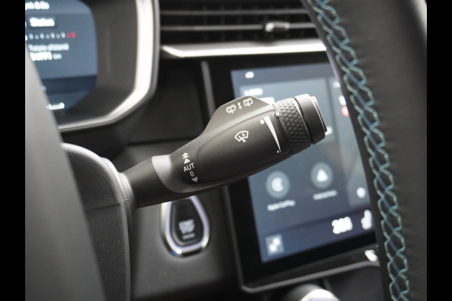 Lynk & Co 01 1.5 PHEV AUT-7 261pk Pano-Schuif-K-dak 20" 360°Camera Apple Carplay Android Auto Adaptive-Cruise Navi Pdc Ecc Keyless Led Plug-I Elek.Memory.Stoel File assistent Dodehoek detector Elektrisch bedienbare achterklep Rijstrooksensor Wifi Verkeersbord detectie 425Nm koppel 3,7kw laadvermogen A-label Euro 6 Hybride Benzine/Elektrisch rijden tot ca.69km 1.800kg trekvermogen
