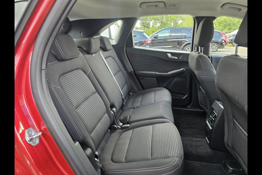 Ford Kuga 2.5 PHEV Titanium 225pk |  Afneembare Trekhaak | 1.500kg Trekgewicht | All Weather Michelin Cross Climate | Sync 3 Navigatie
