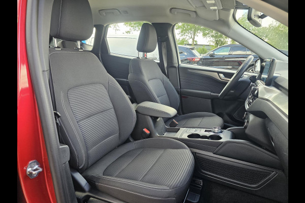 Ford Kuga 2.5 PHEV Titanium 225pk |  Afneembare Trekhaak | 1.500kg Trekgewicht | All Weather Michelin Cross Climate | Sync 3 Navigatie