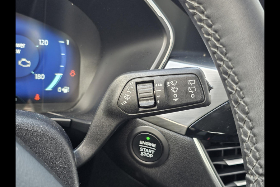 Ford Kuga 2.5 PHEV Titanium 225pk |  Afneembare Trekhaak | 1.500kg Trekgewicht | All Weather Michelin Cross Climate | Sync 3 Navigatie