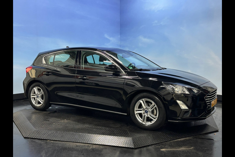 Ford Focus 1.0 EcoBoost Trend Edition Business Navi | Airco | Cruise | PDC | Trekhaak