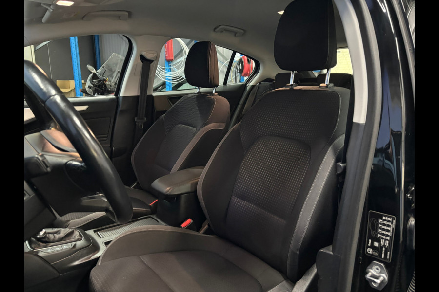 Ford Focus 1.0 EcoBoost Trend Edition Business Navi | Airco | Cruise | PDC | Trekhaak