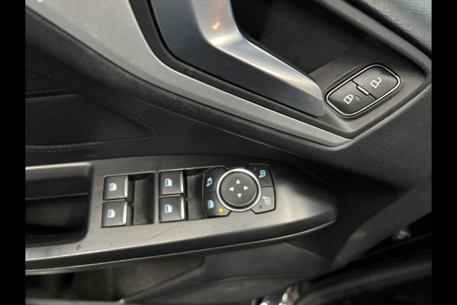 Ford Focus 1.0 EcoBoost Trend Edition Business Navi | Airco | Cruise | PDC | Trekhaak