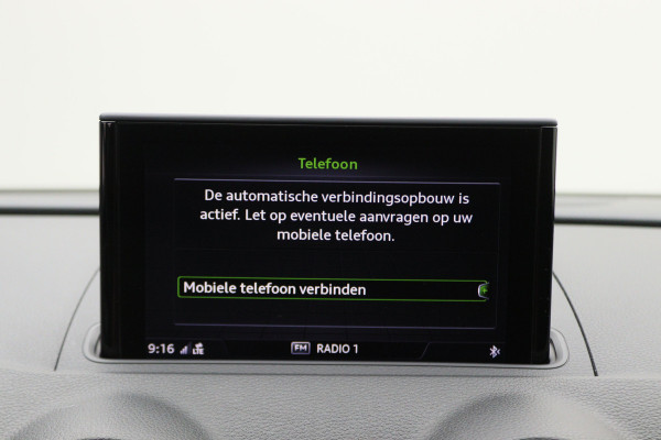 Audi A3 Sportback 35 TFSI CoD Sport S Line Edition Leer/Stof, Climate, Cruise, Navigatie, Bluetooth, LED, Premium Sound, 18''
