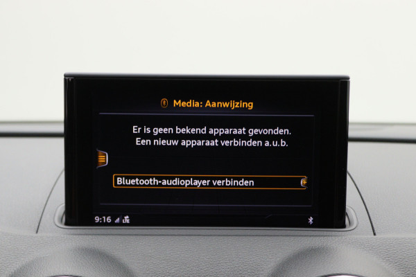 Audi A3 Sportback 35 TFSI CoD Sport S Line Edition Leer/Stof, Climate, Cruise, Navigatie, Bluetooth, LED, Premium Sound, 18''