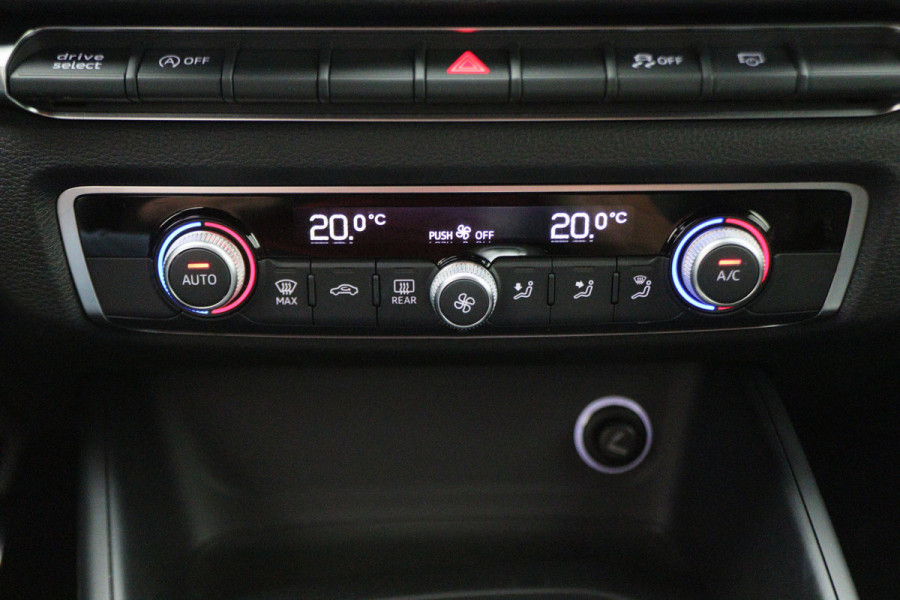Audi A3 Sportback 35 TFSI CoD Sport S Line Edition Leer/Stof, Climate, Cruise, Navigatie, Bluetooth, LED, Premium Sound, 18''
