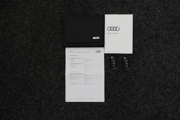 Audi A3 Sportback 35 TFSI CoD Sport S Line Edition Leer/Stof, Climate, Cruise, Navigatie, Bluetooth, LED, Premium Sound, 18''