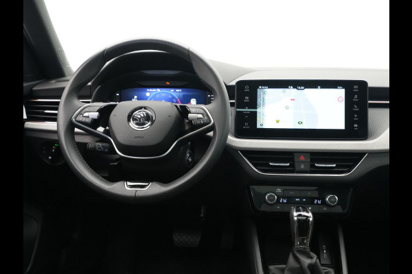Škoda Kamiq 1.0 TSI 115pk DSG Business Edition Panorama Navigatie Camera Keyless 171