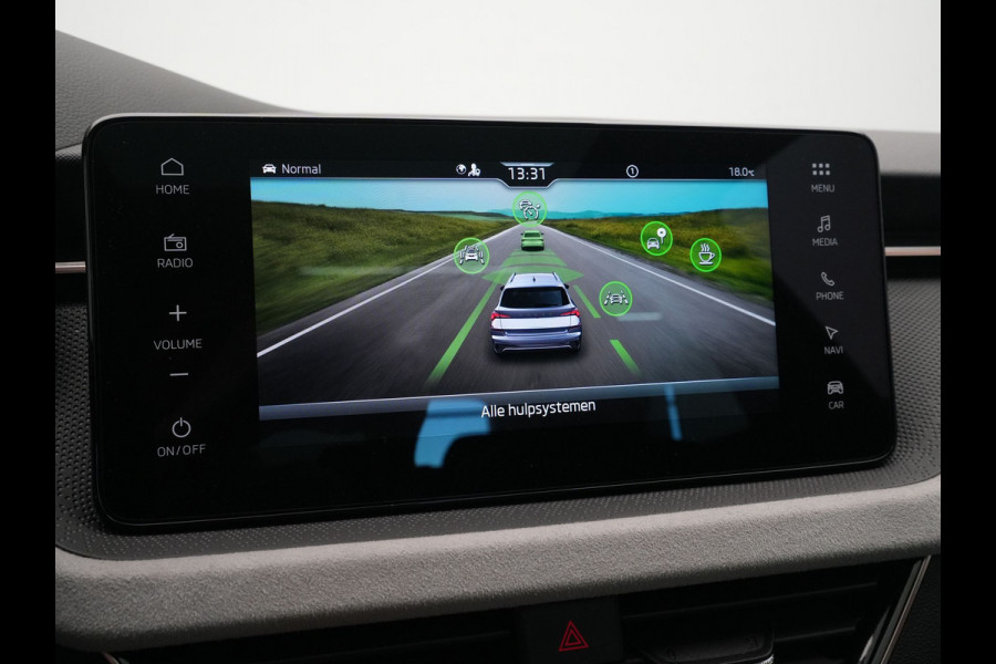 Škoda Kamiq 1.0 TSI 115pk DSG Business Edition Panorama Navigatie Camera Keyless 171