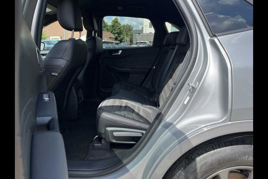 Ford Kuga 2.5 PHEV ST-Line X 225pk | Adaptieve cruise control | Winter Pack | Head up Display | Dodehoeksensoren | Bang&Olufsen | Elektrische achterklep | 1.500 kg geremd trekgewicht