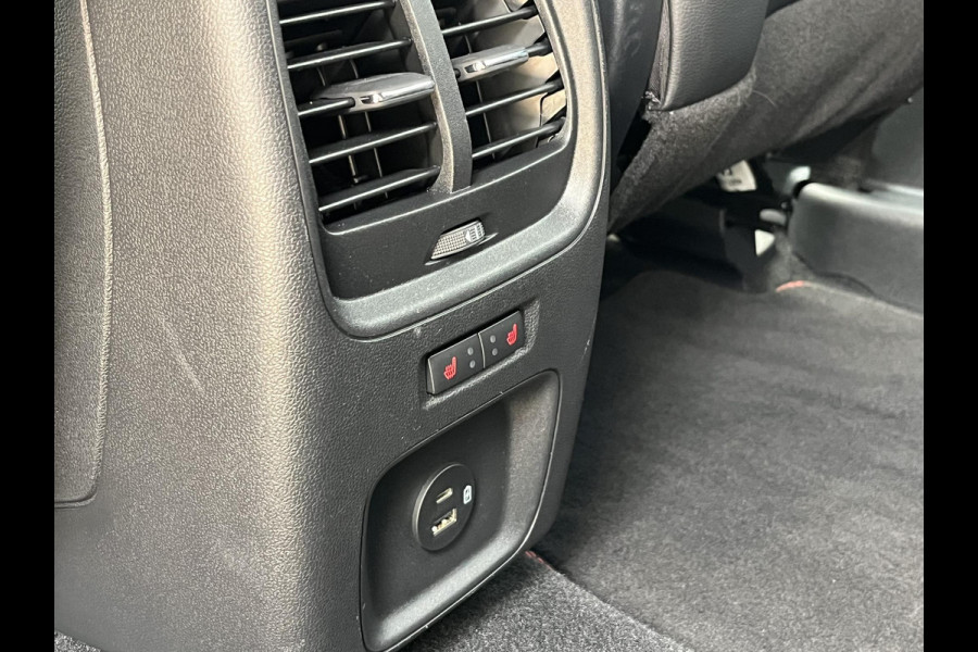 Ford Kuga 2.5 PHEV ST-Line X 225pk | Adaptieve cruise control | Winter Pack | Head up Display | Dodehoeksensoren | Bang&Olufsen | Elektrische achterklep | 1.500 kg geremd trekgewicht