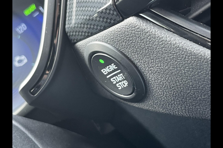 Ford Kuga 2.5 PHEV ST-Line X 225pk | Adaptieve cruise control | Winter Pack | Head up Display | Dodehoeksensoren | Bang&Olufsen | Elektrische achterklep | 1.500 kg geremd trekgewicht