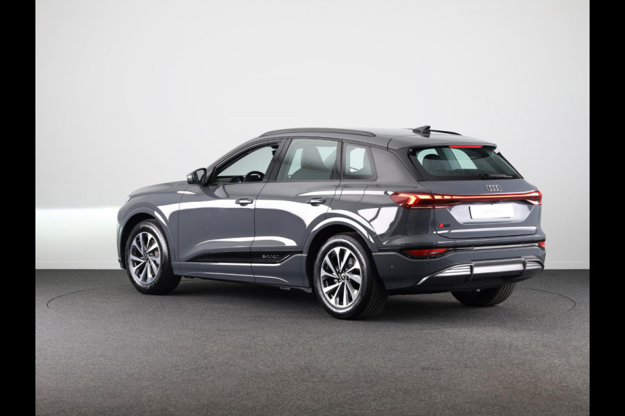 Audi Q6 e-tron Advanced edition e-tron perf 225kW/306pk 100Kwh Ha Tech Plus pakket, sportstoelen met leder, bumpers in kleur carrosserie, omgevingscamera's