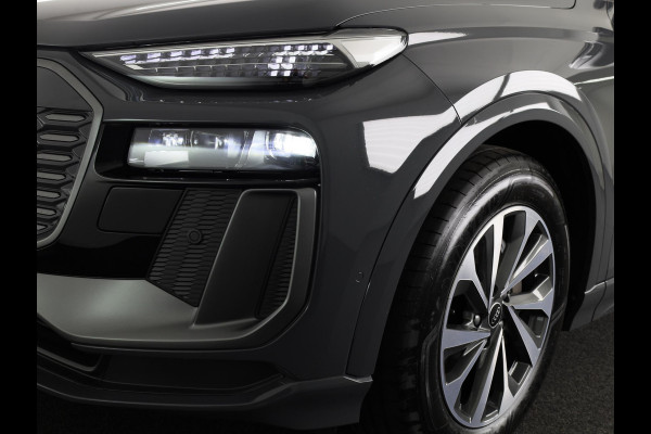 Audi Q6 e-tron Advanced edition e-tron perf 225kW/306pk 100Kwh Ha Tech Plus pakket, sportstoelen met leder, bumpers in kleur carrosserie, omgevingscamera's