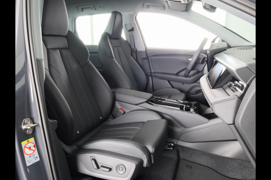 Audi Q6 e-tron Advanced edition e-tron perf 225kW/306pk 100Kwh Ha Tech Plus pakket, sportstoelen met leder, bumpers in kleur carrosserie, omgevingscamera's