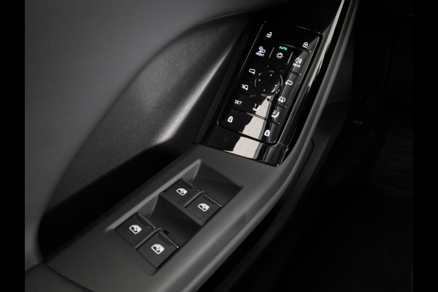 Audi Q6 e-tron Advanced edition e-tron perf 225kW/306pk 100Kwh Ha Tech Plus pakket, sportstoelen met leder, bumpers in kleur carrosserie, omgevingscamera's
