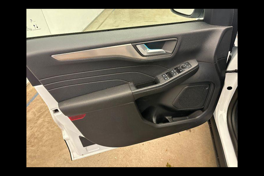 Ford Kuga 2.5 PHEV Titanium 225pk | Driver Assistance Pack | Panoramadak | Winterpack | Wegklapbare Trekhaak | Technology Pack | All Weather Banden