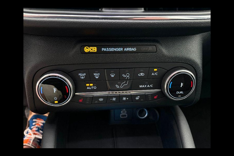 Ford Kuga 2.5 PHEV Titanium 225pk | Driver Assistance Pack | Panoramadak | Winterpack | Wegklapbare Trekhaak | Technology Pack | All Weather Banden